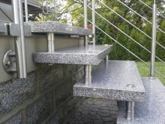 Bolzentreppe gerade Bolzentreppe g603